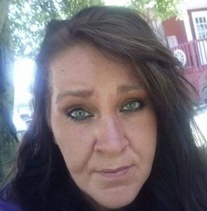 Meet your Posher, Eva